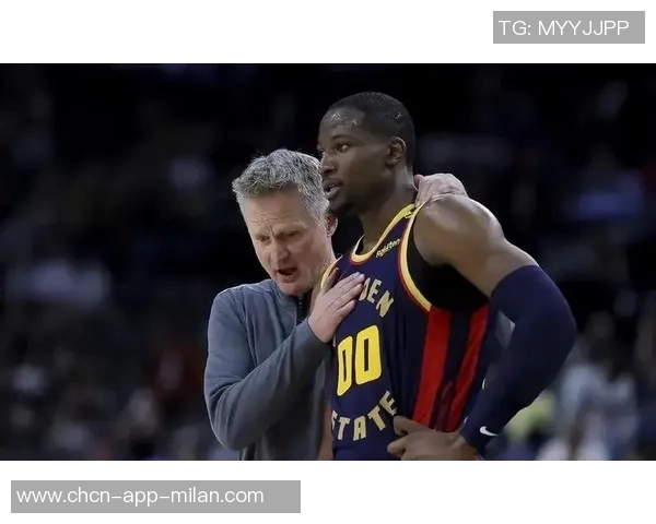 库明加回应续约争议称现场球迷与网络评论者看法截然不同